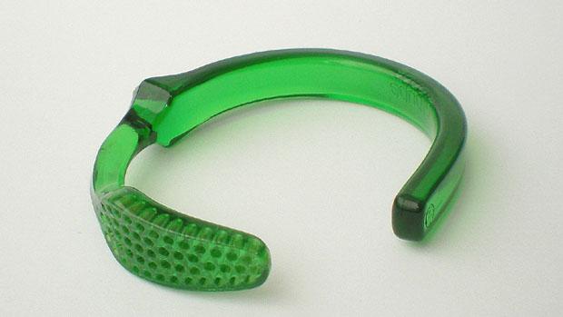 Hammasharja taipuu tyylikkäästi ranteeseen. Kuva: Anna, annanaarteet.blogspot.fi