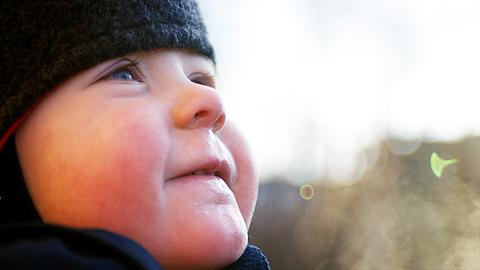 Ihmetellen. Kuva: Ida Pimenoff Ihmetellen. Kuva: Ida Pimenoff