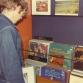Musiikkiostoksilla vuonna 1976. Kuva: Pertti Arkila, YLE Kuvapalvelu