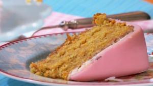 Strömsön juhlava porkkanakakku 