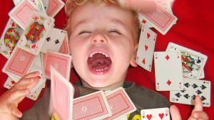 Ovatko lapset entistä aggressiivisempia? Kuva: Milca Mulders, stock.xchng