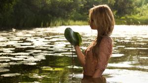 Nainen ja selibaatti. Kuva: stock.cxhng, Belovodchenko Anton.