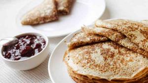 Venäläisten blinien historiaa. Kuva: www.gastronom.ru