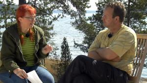 Paula Ritanen-Närhi ja Jouko Hannonen Puutarhaunelmissa. Kuva: Filmiteollisuus