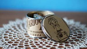 Aijan kierrätetyt tavarat: korurasia. Kuva: Aija Rouhiainen