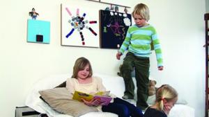 Lastenhuoneen sisustus toimivaksi, hauskaksi ja värikkääksi. KUVA: Matteriashop