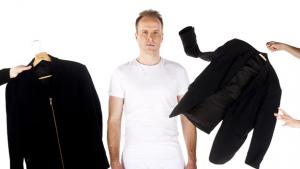 Muotibloggaajat stailaavat Puoli seiskan Mikon. Kuva: Jyrki Valkama,Yle Kuvapalv