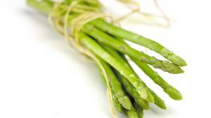 Parsa ja hollandaise on klassikkopari. Kuva: Brybs, stock.xchng