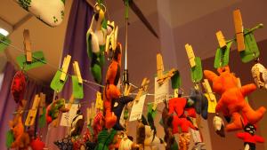 Sateenvarjoripustin.