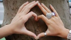 Miten herättää juuri sen oikean ihmisen huomio netin syövereissä?  Kuva: stock.x