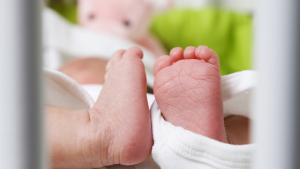 Nuku varastoon raskausaikana. Nukkuminen, univaje. Kuva: Stock.xchng.