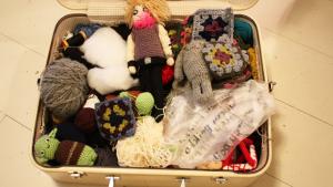 Huumorivirkkaajan päiväkirja: Käsitöitä vai käsille töitä?