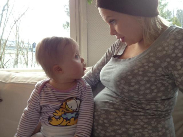 Leijoemous kasvoi Anna-Kaisaan down-lapsen myötä. Kuva: Heikki Huurinainen