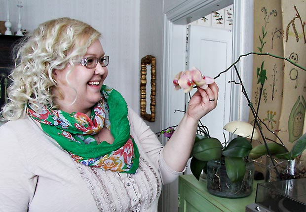 Blogistania: Parolan asema ja Katja Rinkinen. Kuva: Mape Morottaja Blogistania: Parolan asema ja Katja Rinkinen. Kuva: Mape Morottaja