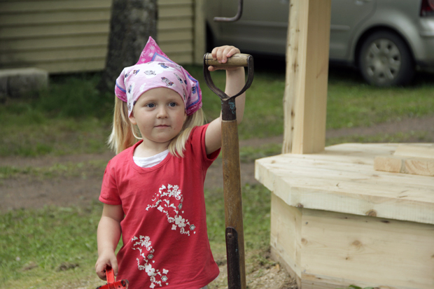 Sissipuutarhurit 19.7.2012 TV2. Kuva: Eero Liimatainen.