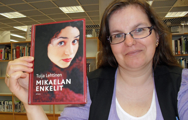 Kirjastossa kesämaku tunnetaan. Kuva: Marjo Lundvall, Yle