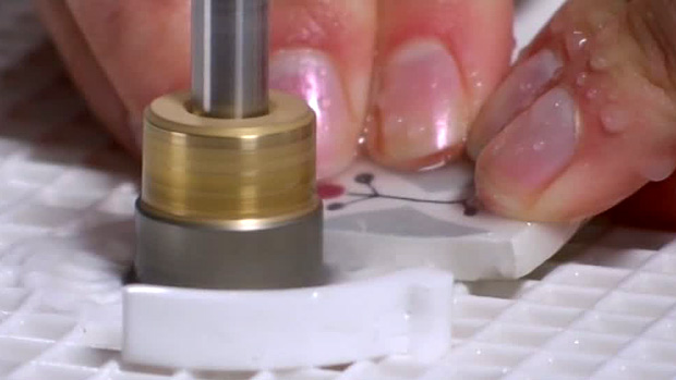 Posliinikorut. Kuva: Strömsö, Yle Posliinikorut. Kuva: Strömsö, Yle