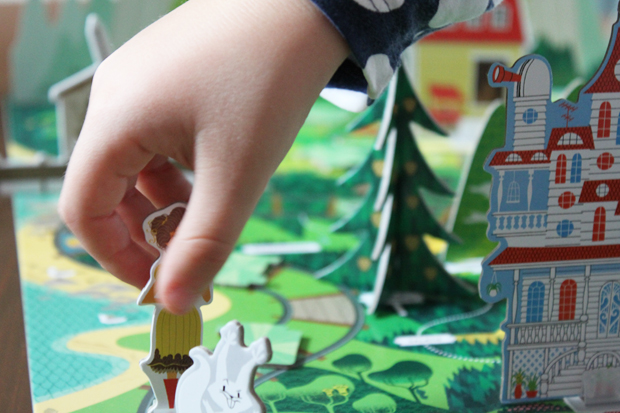 Pelit esiin - Kansallinen pelipäivä on 10. marraskuuta 2012. Kuva: Ulla Vuorela Pelit esiin - Kansallinen pelipäivä on 10. marraskuuta 2012. Kuva: Ulla Vuorela