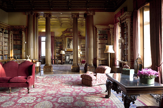 Downton Abbeyn kulissien takana. Kuva: Yle Downton Abbeyn kulissien takana. Kuva: Yle