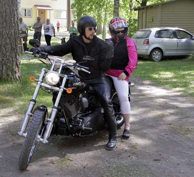 Sissipuutarhurit 19.7.2012 TV2. Kuva: Eero Liimatainen. Sissipuutarhurit 19.7.2012 TV2. Kuva: Eero Liimatainen.