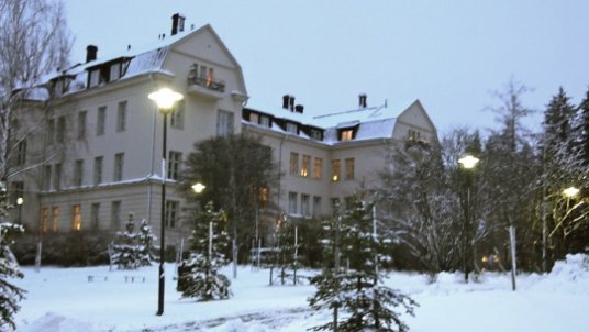 Nikkilä ulkoa. Kuva: Viivi Lehtonen Nikkilä ulkoa. Kuva: Viivi Lehtonen