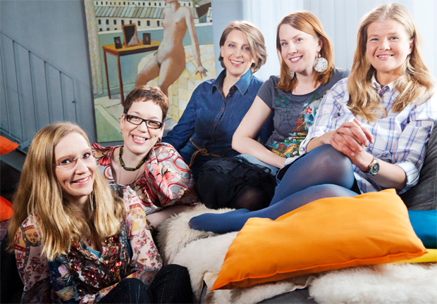 Paarittomat-tv-sarja. Kuva: Jussi Nahkuri, Yle Kuvapalvelu. Paarittomat-tv-sarja. Kuva: Jussi Nahkuri, Yle Kuvapalvelu.