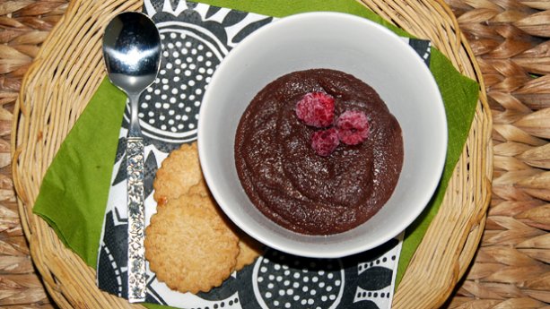 Päivän puuro: Suklaamanna. Kuva: Anni Alatalo, Yle Olotila. Päivän puuro: Suklaamanna. Kuva: Anni Alatalo, Yle Olotila.