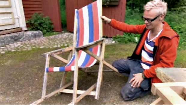 Tukholman-tuoli - strömsöläinen aurinkotuoli Jimin ohjeella. Kuva: Strömsö, Yle Tukholman-tuoli - strömsöläinen aurinkotuoli Jimin ohjeella. Kuva: Strömsö, Yle