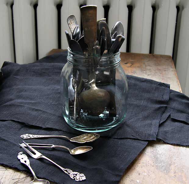 Blogistania: Vatsasekaisin kilinkolin. Kuva: Sirpa Leskelä Blogistania: Vatsasekaisin kilinkolin. Kuva: Sirpa Leskelä