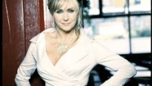 Lesley Garrett