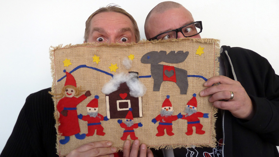 Anonyymit kotikiusatut.: Anonyymien kotikiusattujen karvainen pikkujoulupiparilähetys