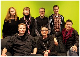 Ylen ilmetiimi Heidi Grönroos, Tuuli Laukkanen, Ili Marttinen, Pekka Sipilä ja Riikka Tähtinen (kuvassa myös projektipäällikkö Tuire Nuolivirta ja tiiminvetäjä Sami Liljeblad)