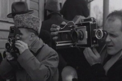 Kuva: Porkkalan palautus kiinnosti niin kotimaisia kuin ulkomaisiakin lehtimiehi�. YLE kuvanauha.