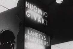 Kuva: Huomio-valo syttyy ja tv:n koel�hetys alkaa. YLE kuvanauha.