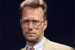 Kuva: Arne Wessberg. (1993) Antero Tenhunen.