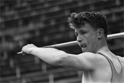 Kuva: Keih��nheitt�j� Jorma Kinnunen. (1960-luku) Kalle Kultala.