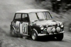 Kuva: Timo M�kinen Jyv�skyl�n suurajoissa. (1965) YLE kuvanauha.