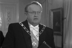 Kuva: Martti Ahtisaari
(1997)
Touko Yrttimaa