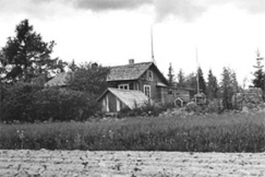 Kuva: Sillanp��n nuoruudenkoti ja esikoisteoksen syntym�paikka Heinij�rven kyl�ss�. Otava.