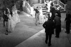 Kuva: Kuvaukset 
Suomi-Filmin elokuvastudiossa.
(1940-luku)
Kalle Kultala.