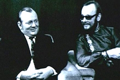 Kuva: Karpo keskustelee viinasta. YLE kuvanauha.