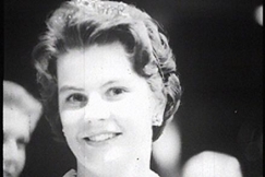 Kuva: Vuoden 1956 kaunein, Sirpa Koivu. YLE kuvanauha. 