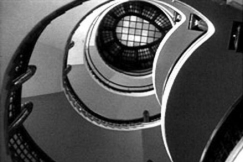 Kuva: Porrask�yt�v� vakuutusyhti� Pohjolan talossa. (1961) YLE kuvanauha.