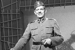 Kuva: Einari Ketola Korpraali M�tt�sen� kaksi vuosikymment� sodan j�lkeen. (1962) Pentti Valkeala.