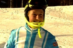 Kuva: Alpinisti Tanja Poutiainen. (1997) YLE kuvanauha.