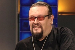 Kuva: Elokuvatuottaja Markus Selin. (2005) YLE kuvanauha.