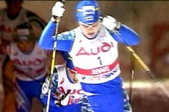 Kuva: Hiiht�j� Pirjo Manninen. (2001) YLE kuvanauha.