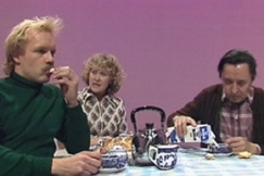 Kuva: Kari Heiskanen, Eeva Litmanen ja Esko Hukkanen Velipuolikuu-ohjelmassa. (1983) YLE kuvanauha.