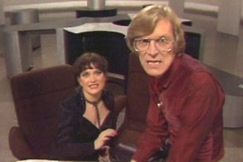 Kuva: Rea Mauranen ja Paavo Piskonen Hepskukkuu-ohjelmassa. (1979) YLE kuvanauha.