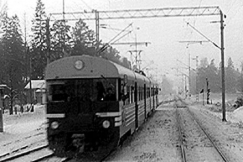 Kuva: Ensimm�inen s�hk�juna liikenteess�. YLE kuvanauha.